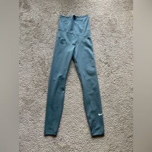 Women legging Nike brand Size XS dark green color ***No Return